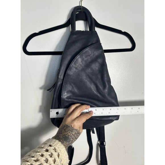 Free People We The Free Navy Blue Leather Camden Sling Backpack Handbag Bag - Picture 11 of 16